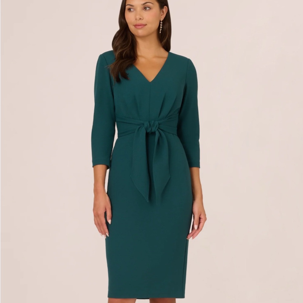 Adrianna Papell Three Quarter Sleeve Pleated Midi Dress In Teal/Hunter